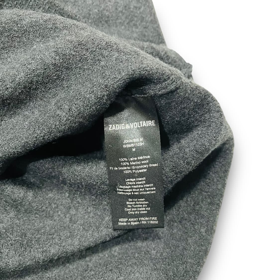 쟈딕 앤 볼테르 스컬 자수 메리노 울 브이넥 니트 상품이미지6