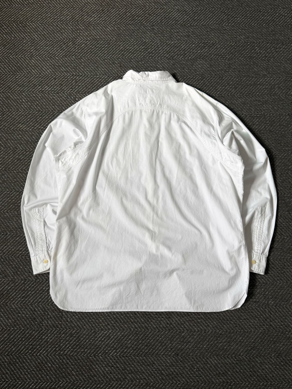 폴로 랄프로렌 화이트 유틸리티 투포켓 셔츠 (105-110) 상품이미지5