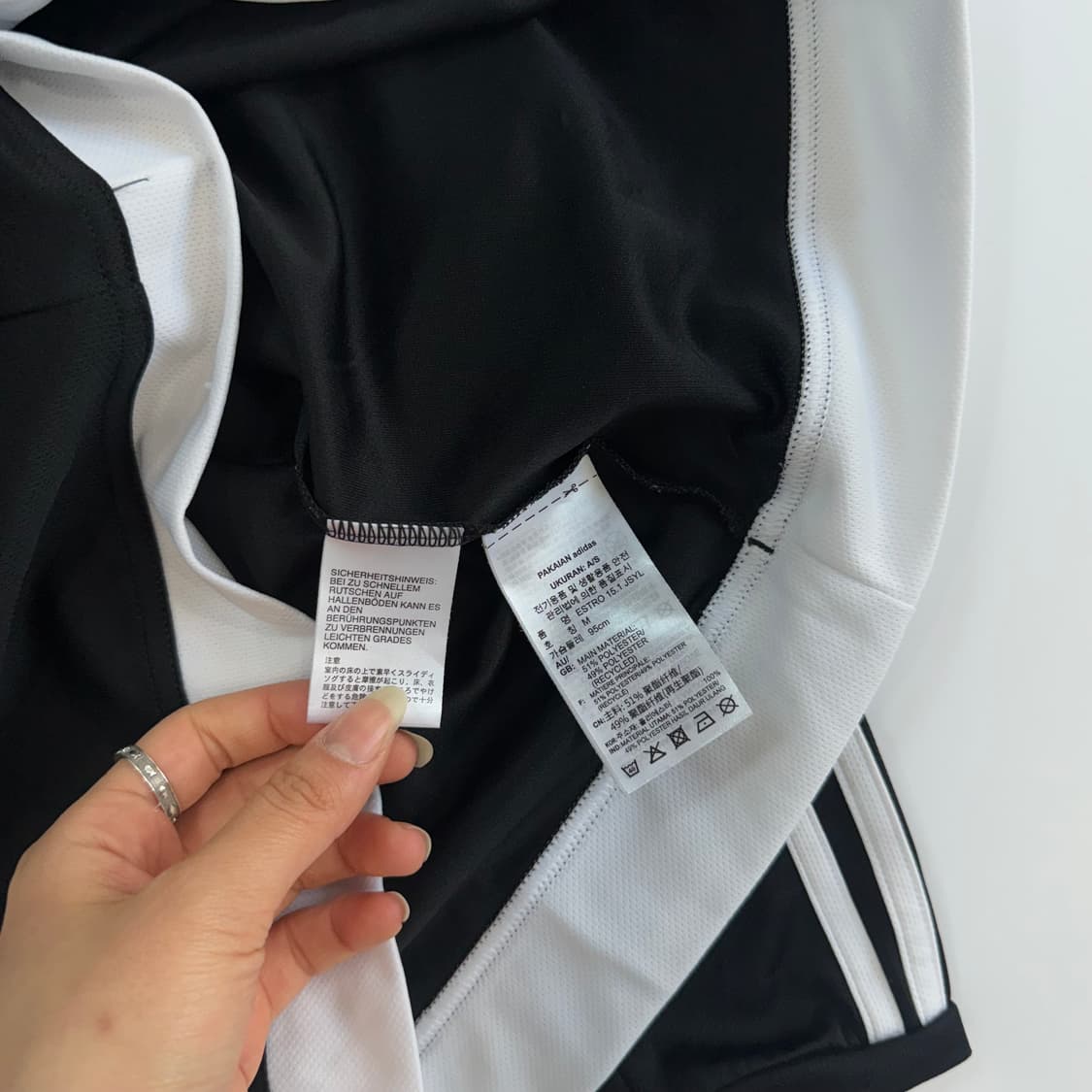 Adidas 아디다스 삼각로고 트랙탑 블랙 롱슬리브 상품이미지6