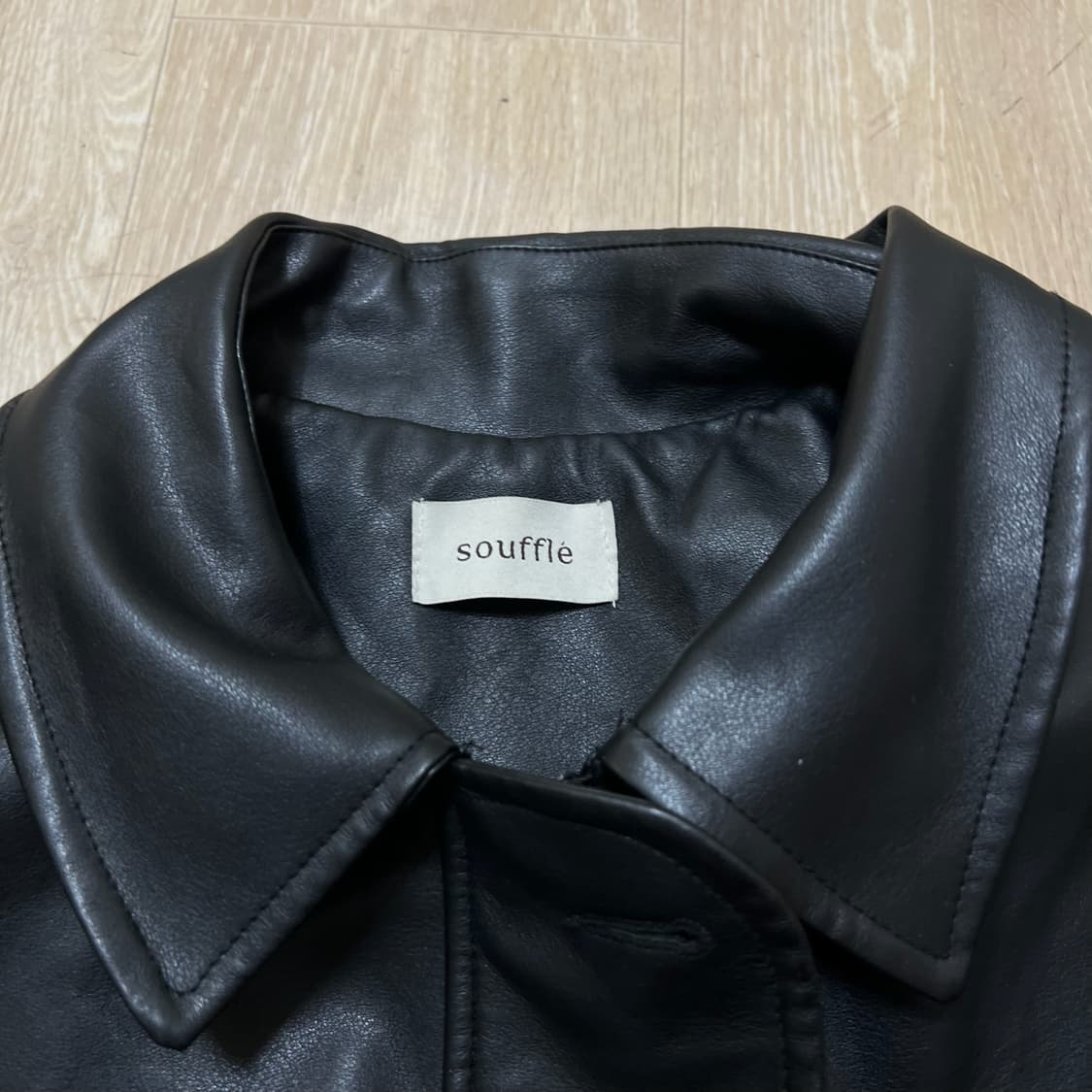 SOUFFLE 여성 오버핏 카라 가죽자켓 FREE  상품이미지4