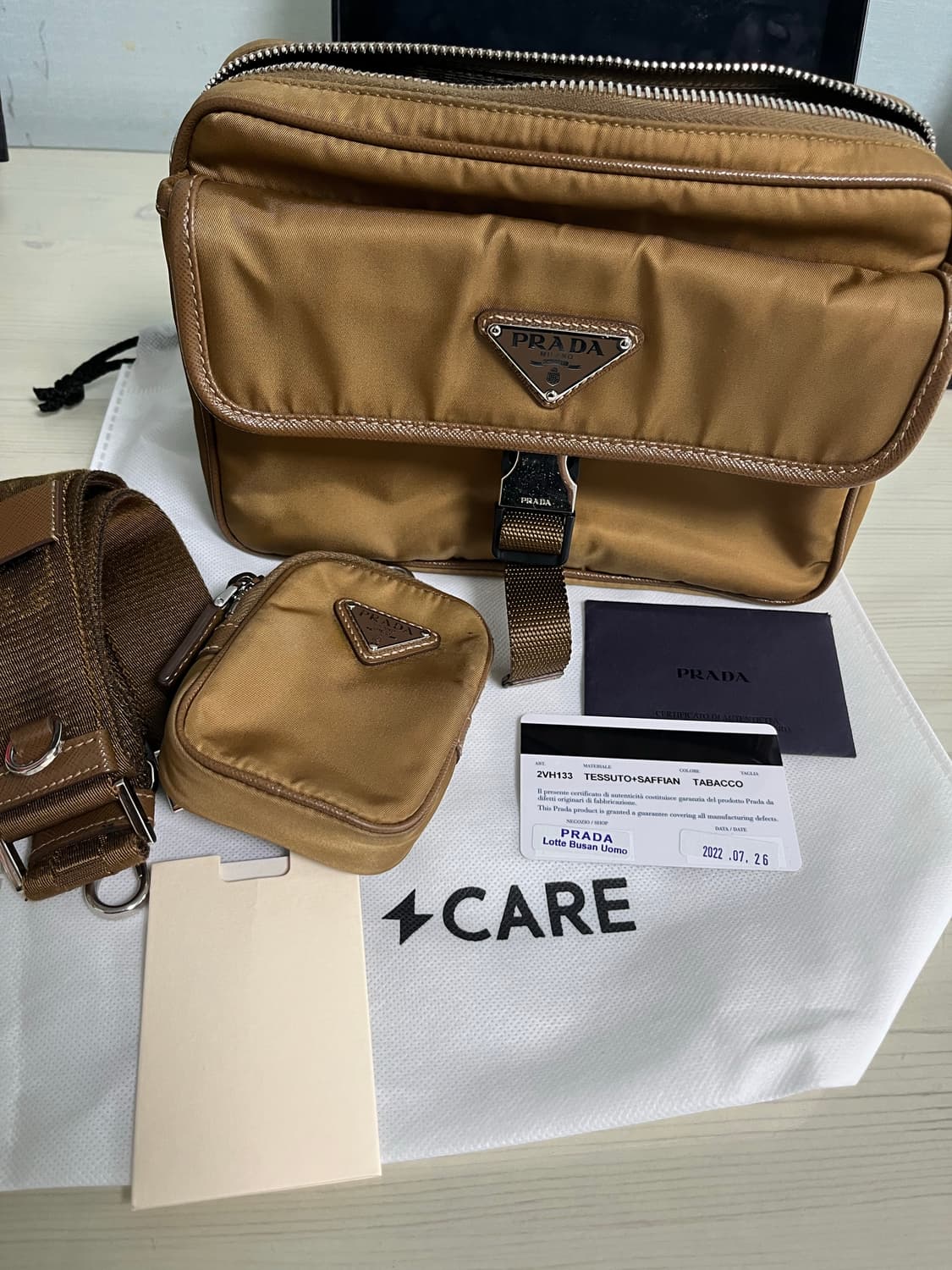 프라다 사피아노 리나일론 사피아노 숄더백 상품이미지1