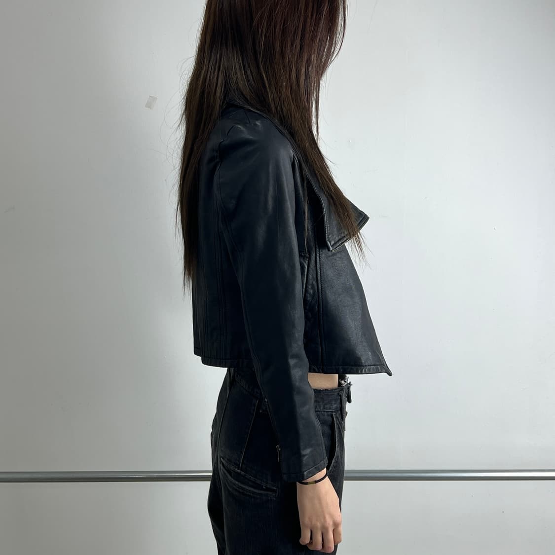 스파이럴걸 하이넥 고트 레더 자켓 상품이미지7