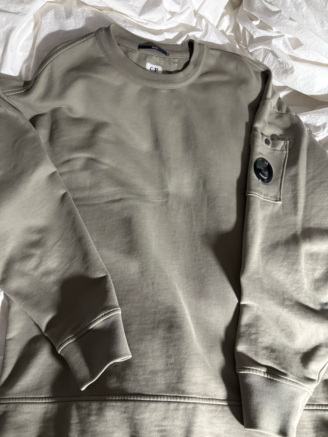 [실착2회] CP컴퍼니 박스핏 맨투맨 카키 상품이미지3