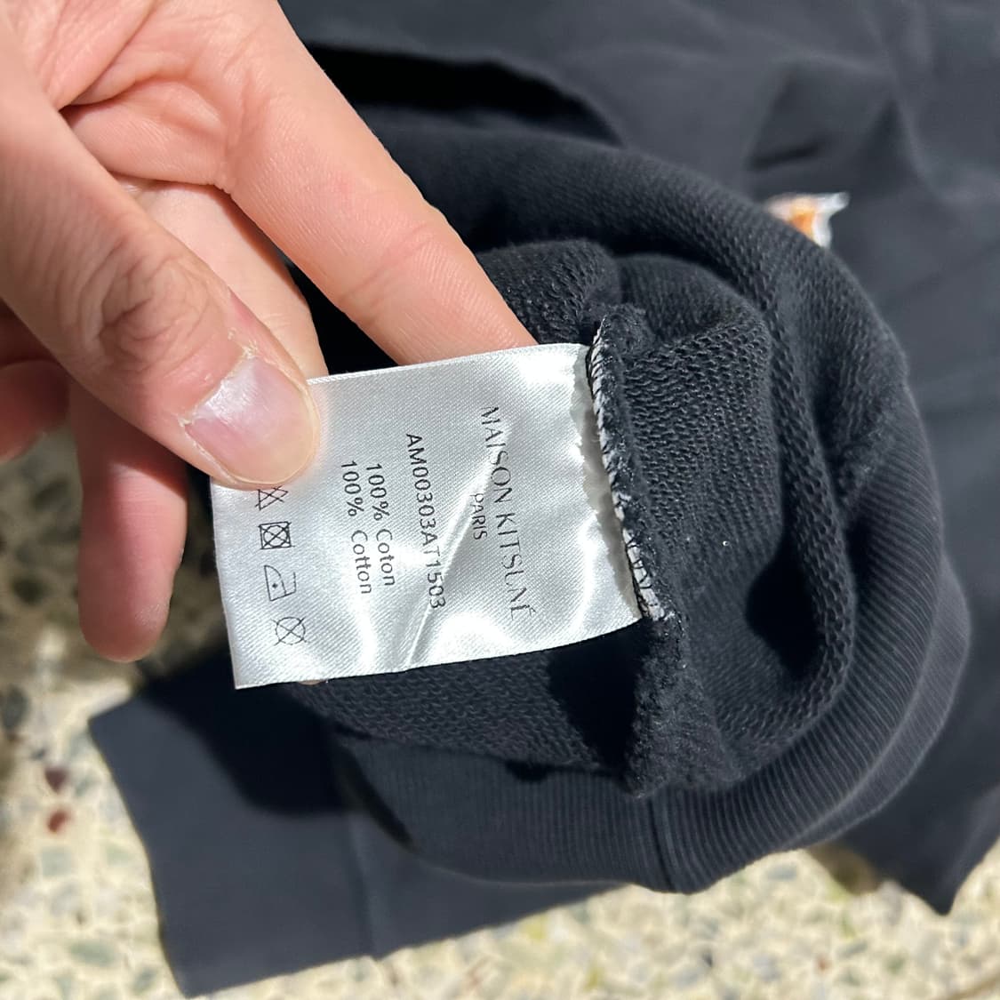 메종키츠네 블랙 로고 맨투맨 상품이미지6