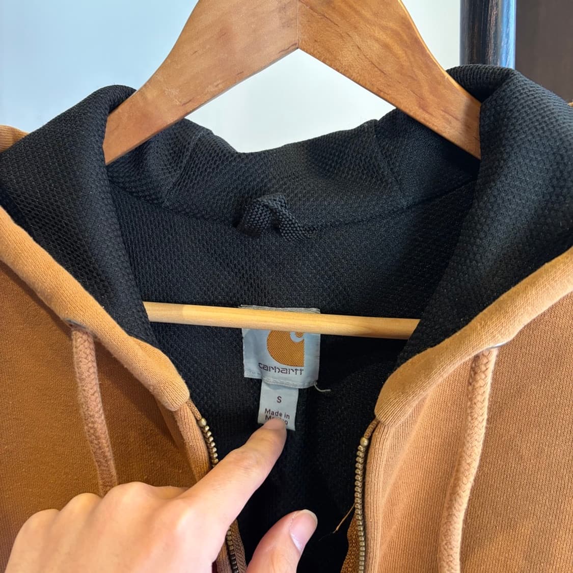 15589 - 칼하트 베이지 후드 집업 상품이미지4