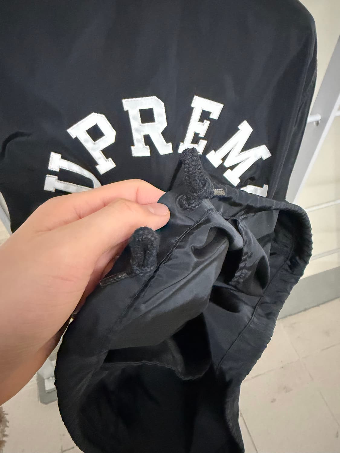 슈프림x챔피온 [정품] 바람막이 (시세 50만) 자수 로고 아노락 L(1 상품이미지5