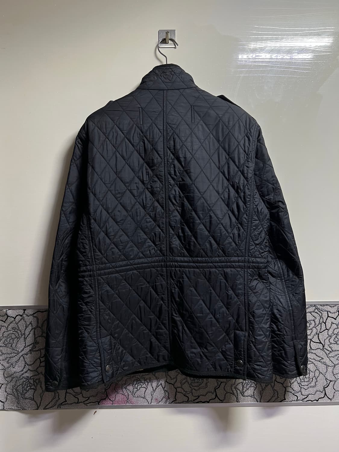 버버리 브릿 블랙 퀄팅자켓  상품이미지4