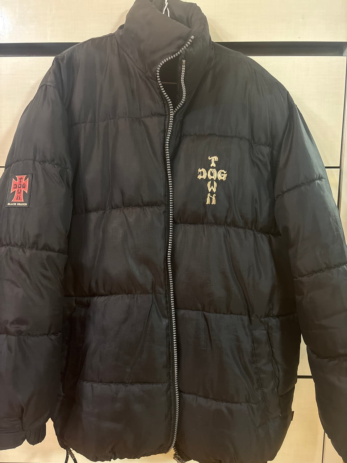 도그타운 크로스로고 패딩 상품이미지1