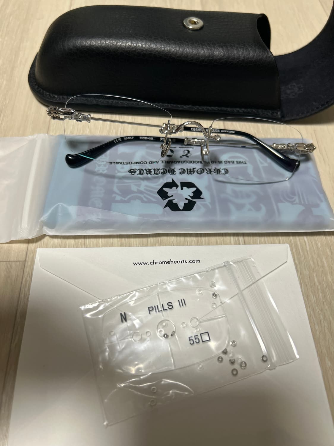 크롬하츠 필스3 샤이닝실버 상품이미지1