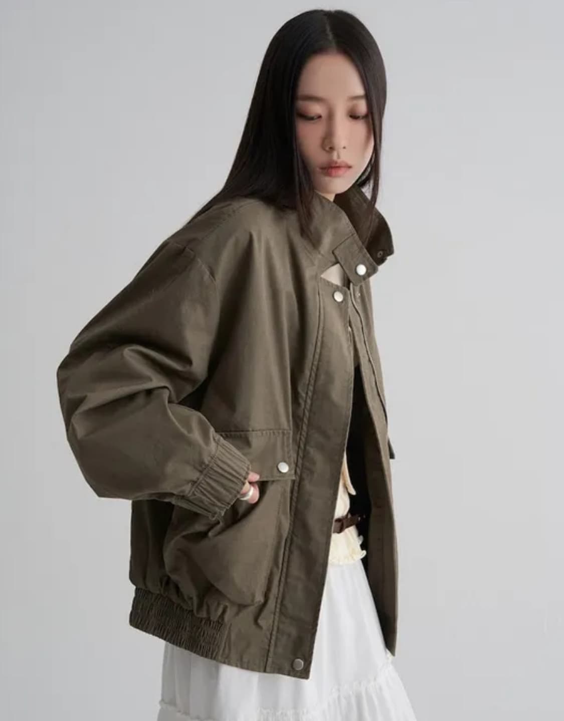 [새상품] 에잇세컨즈 피그먼트 코튼 블루종 봄버 자켓 (카키) 상품이미지1