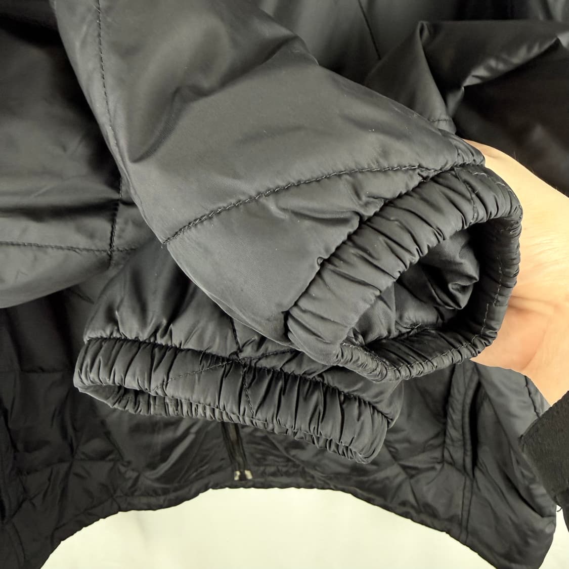 (110) 노스페이스 내피 경량 솜 패딩 블랙 상품이미지6