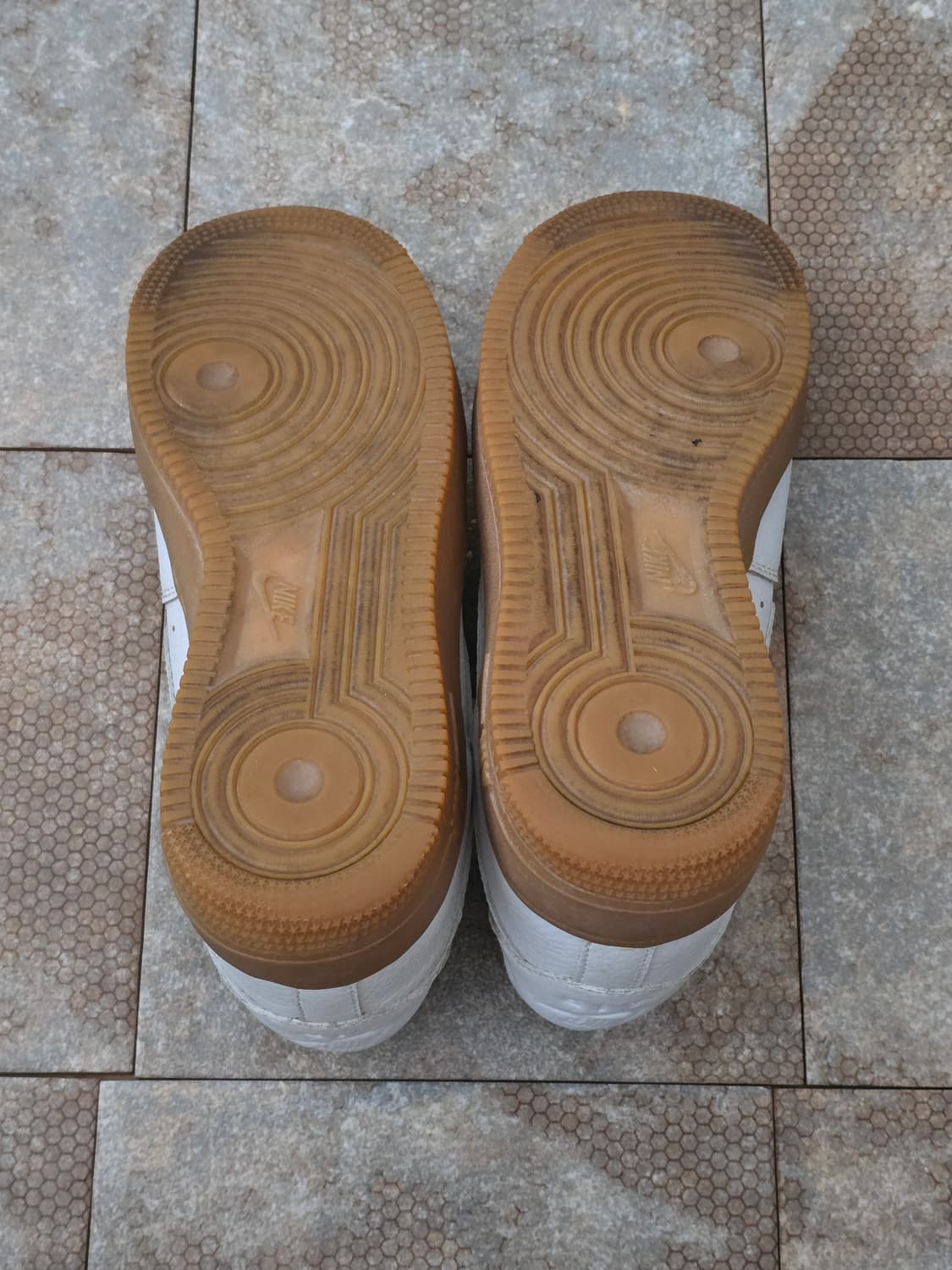 (240)나이키 에어포스 1 로우 화이트 검 상품이미지8