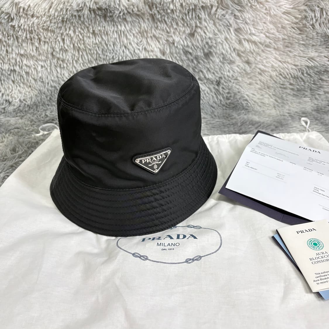 프라다 리나일론 버킷햇 블랙 M사이즈 새상품급 상품이미지1