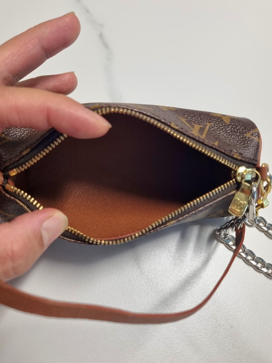 정품 루이비통 미니 빠삐용 상품이미지9