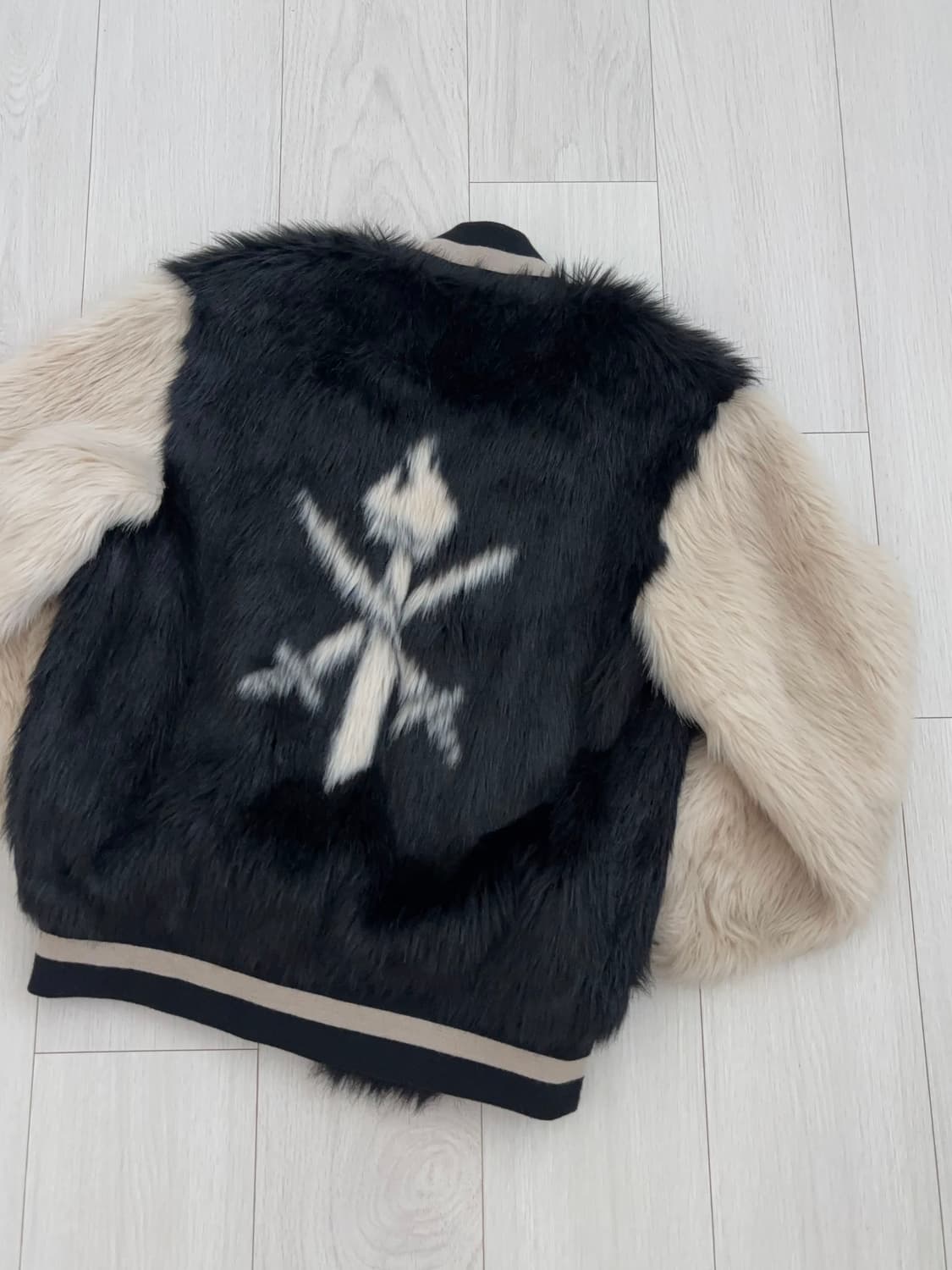 오프닝세레모니 바시티 퍼자켓 상품이미지3