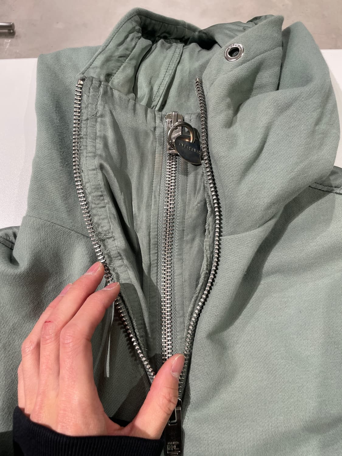 디젤 민트 그린 백 패널 레이어 드레이핑 슬리브 후디 집업 상품이미지10