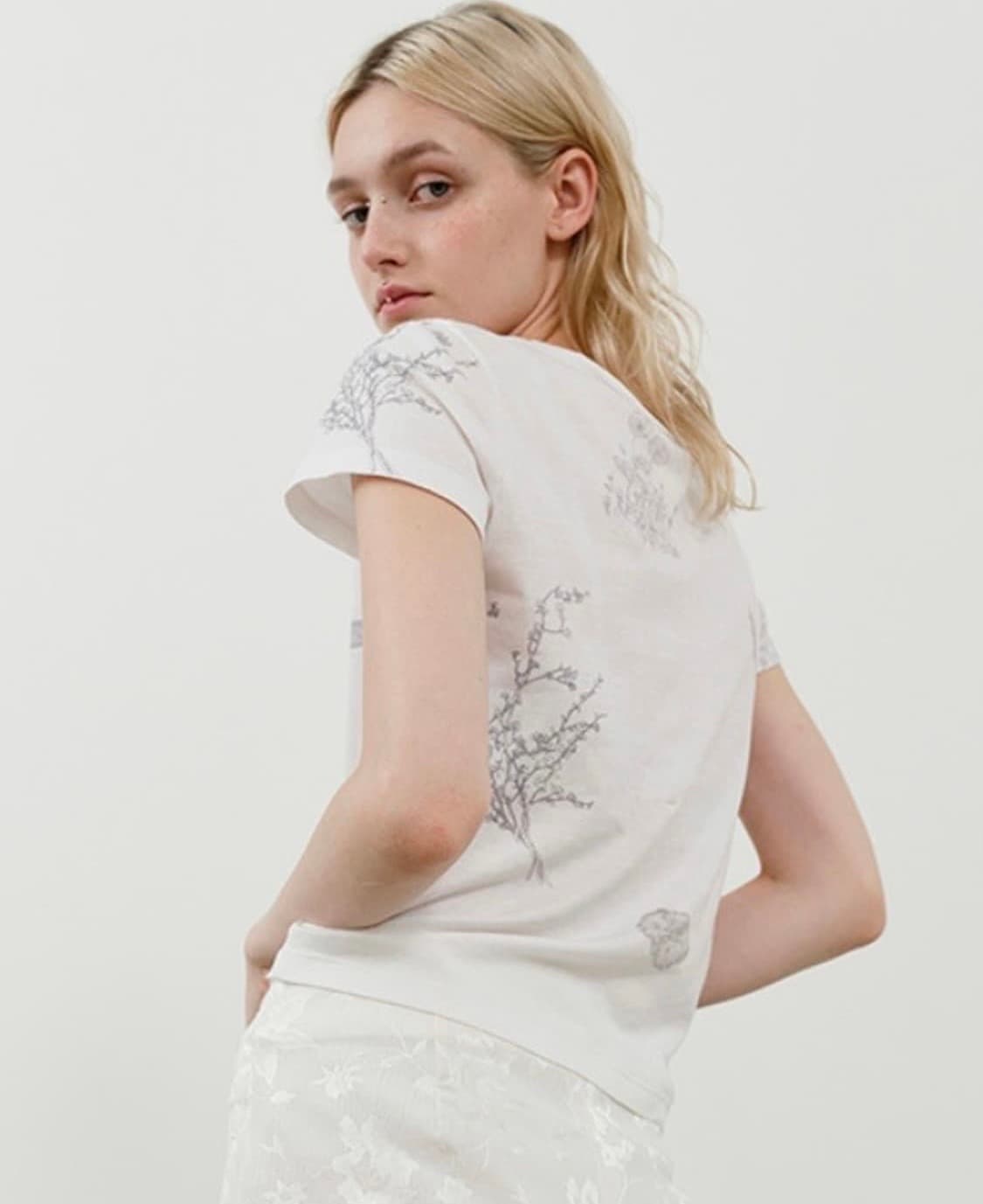 cosmoss wild flower 반팔 티셔츠 상품이미지2