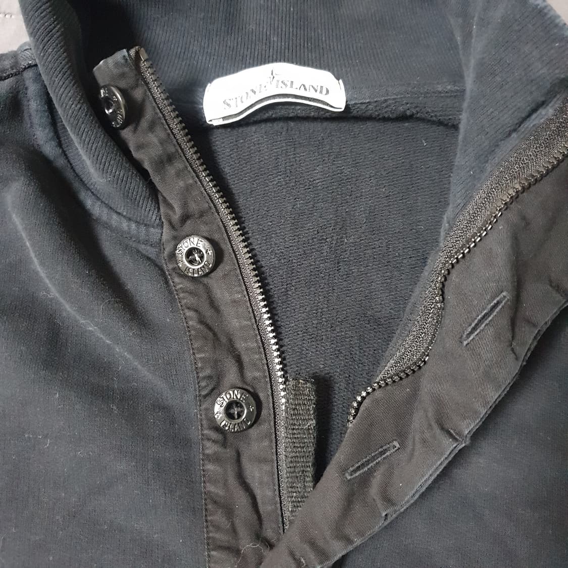 스톤아일랜드 하프집업 맨투맨 상품이미지3