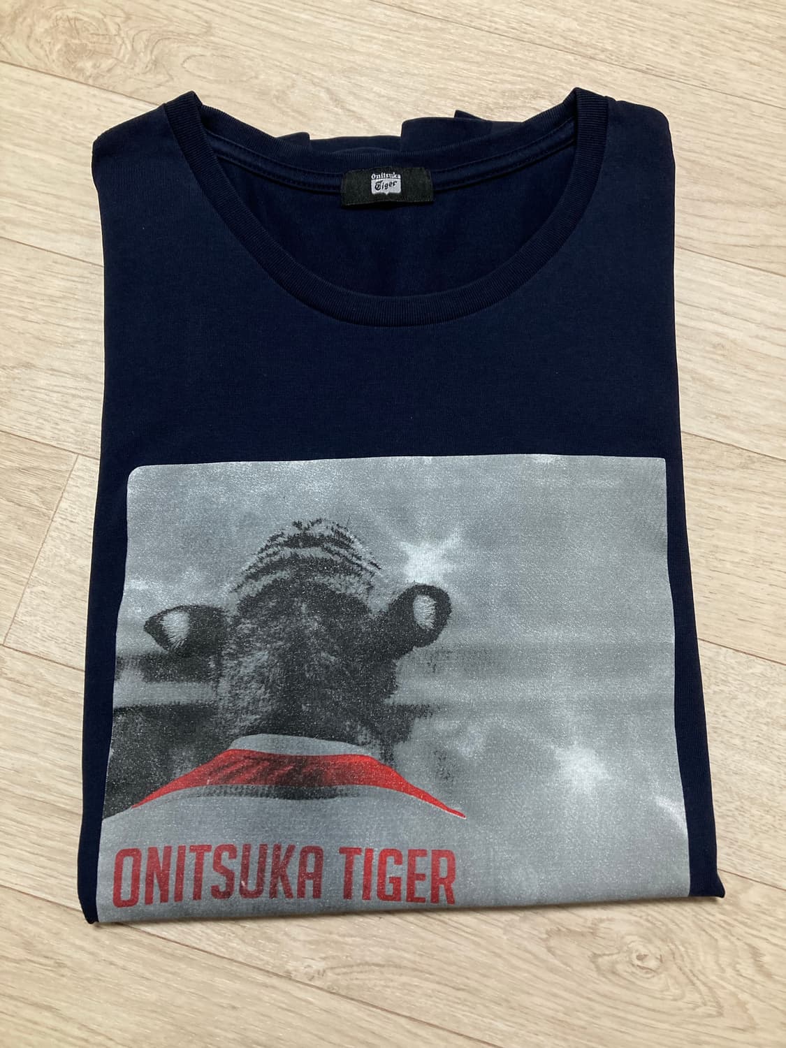 오니츠카 타이거 반팔티 100(XL) 판매 상품이미지1