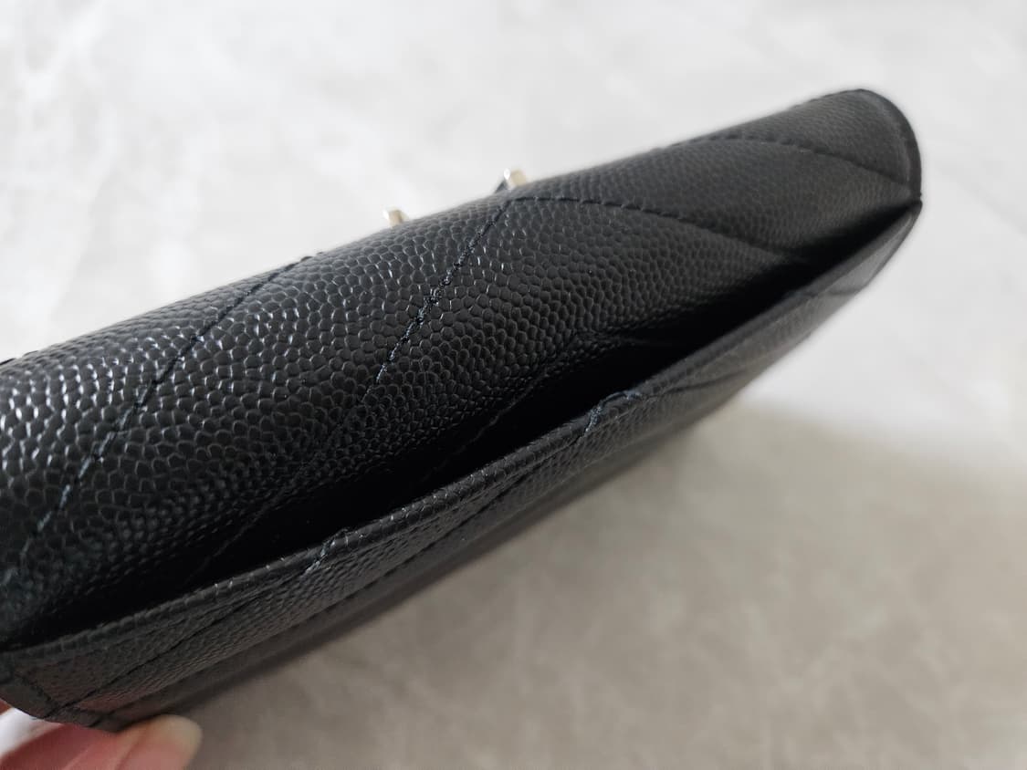 입생로랑 케비어 은장 엔벨로프 지갑 상품이미지7