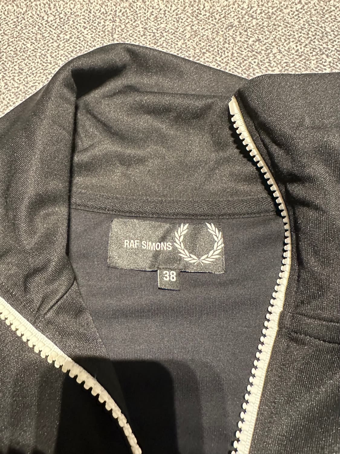 라프시몬스 X 프레드페리 트랙탑 블랙 38 상품이미지3