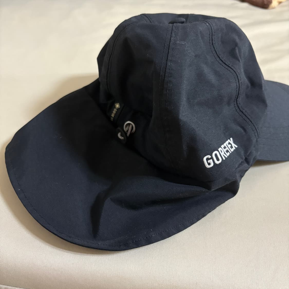 슈프림 고어텍스 선쉴드 햇 블랙 상품이미지3