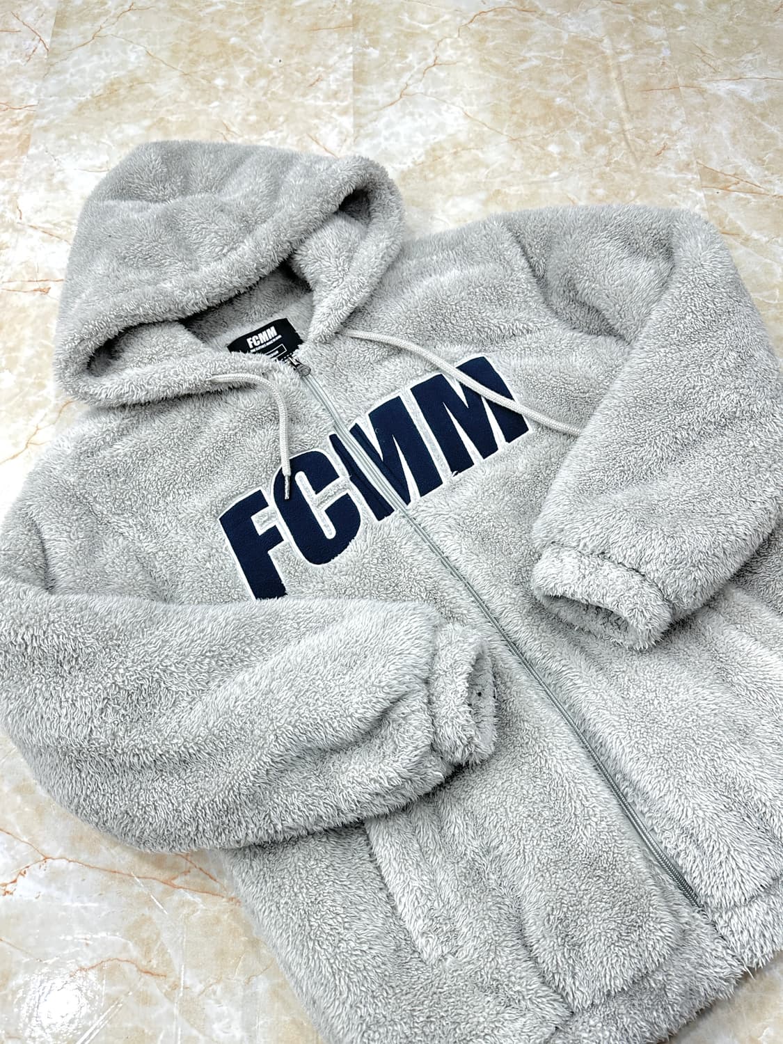 FCMM 양털 뽀글이 후드 점퍼 상품이미지3