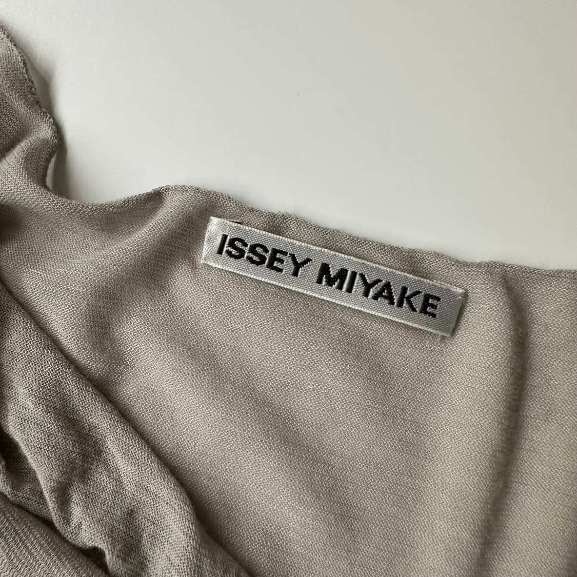 이세이미야케 issey miyake 큐프라 혼방 디테일 티셔츠 상품이미지7