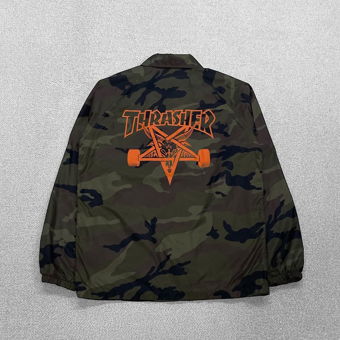 트레셔 스케이트 고트 카모 코치 자켓 상품이미지2