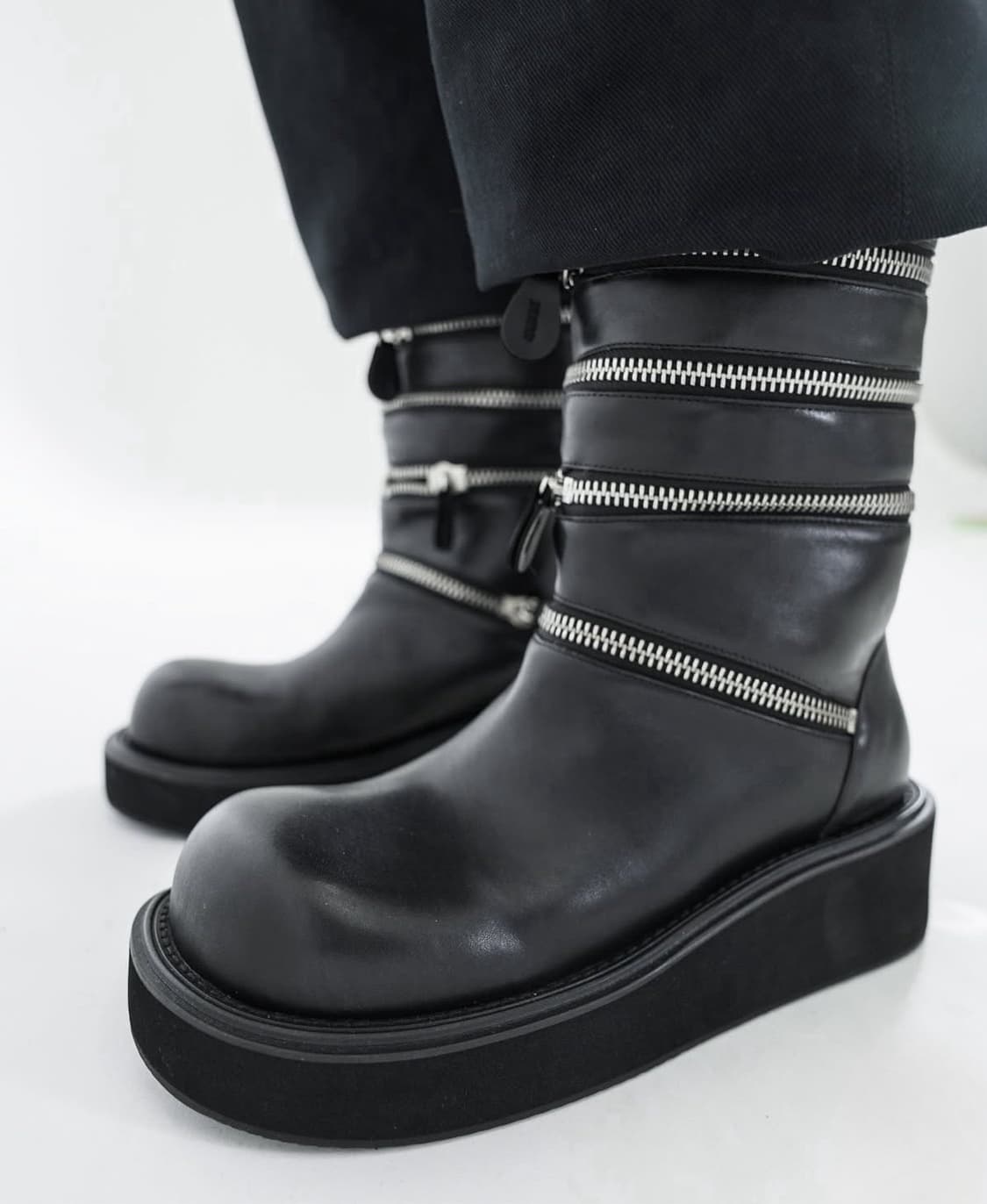 Rough simmons 멀티지퍼 부츠 상품이미지1