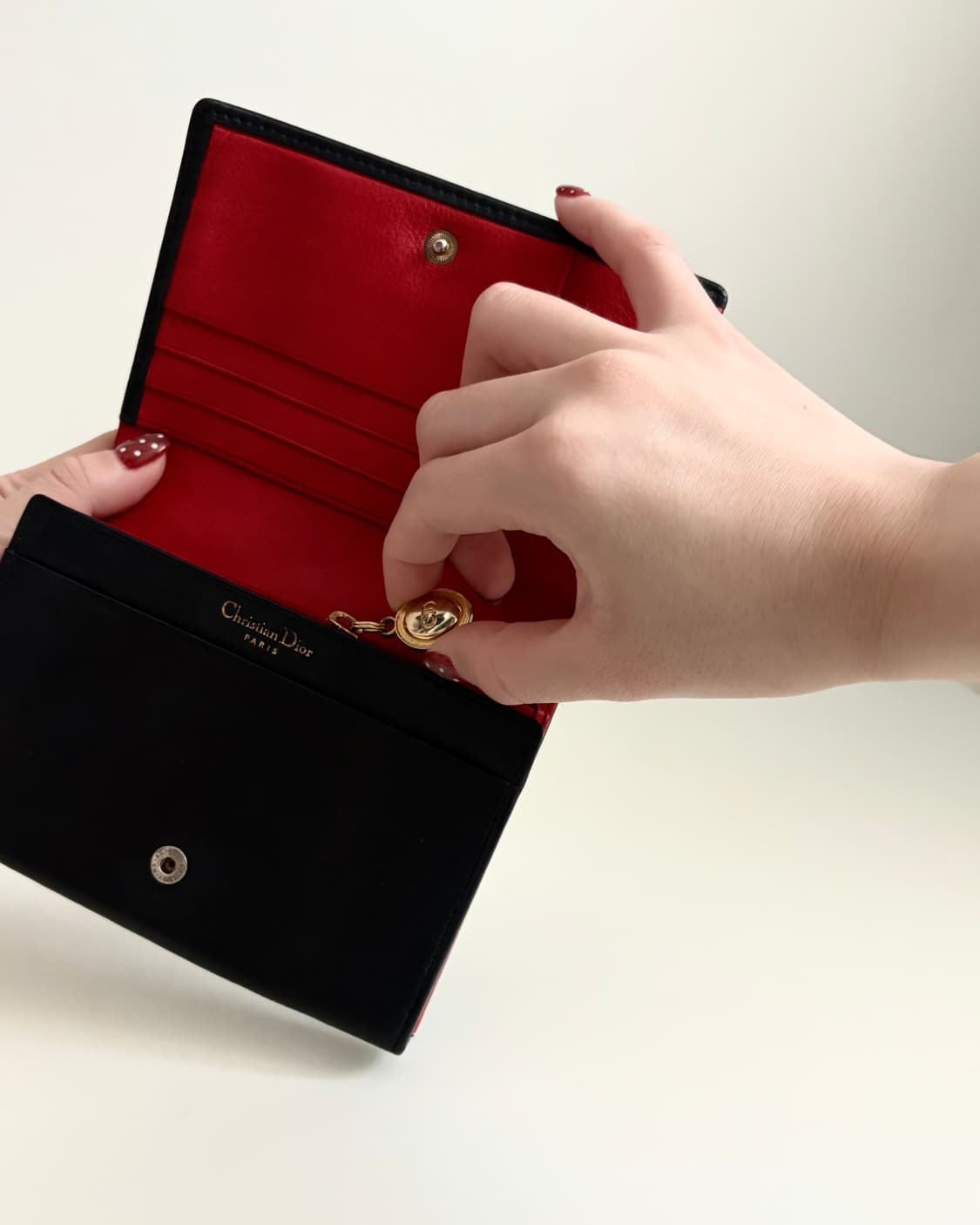 Christian Dior 디올 CD 로고 반지갑 - 다크네이비 상품이미지8