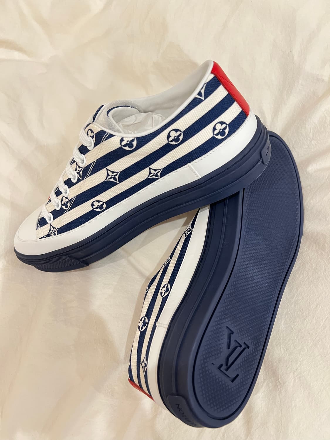 Louis vuitton 스니커즈 새상품 상품이미지3