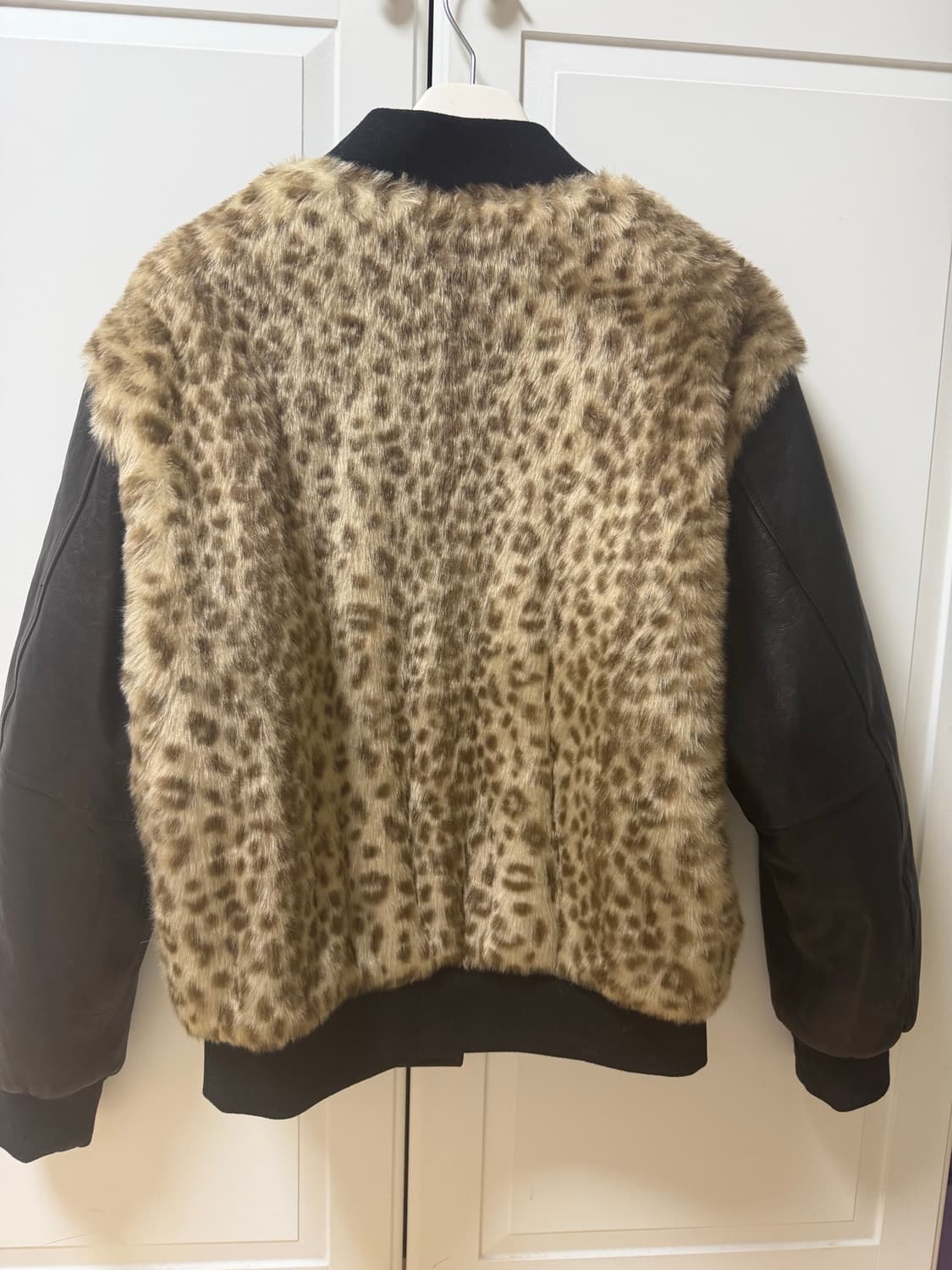 스탠드얼론 리얼양가죽+레오파드퍼자켓 상품이미지4