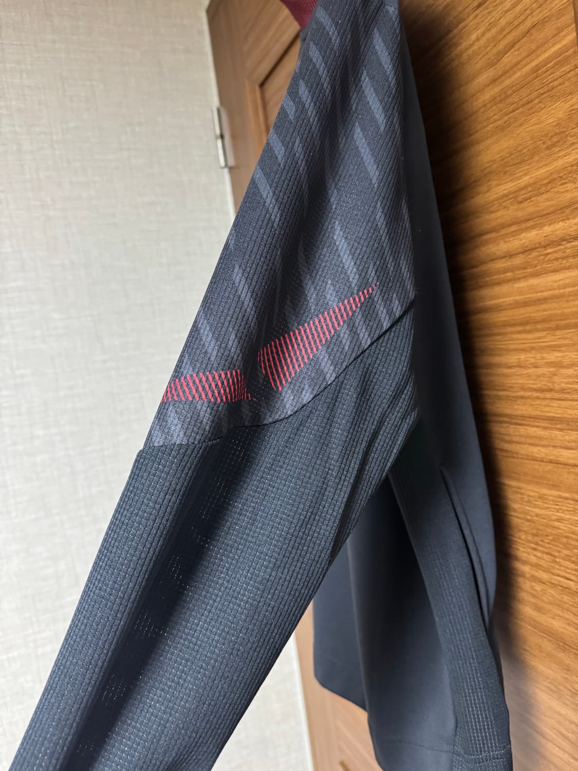 미즈노 모렐리아 집업 상품이미지5