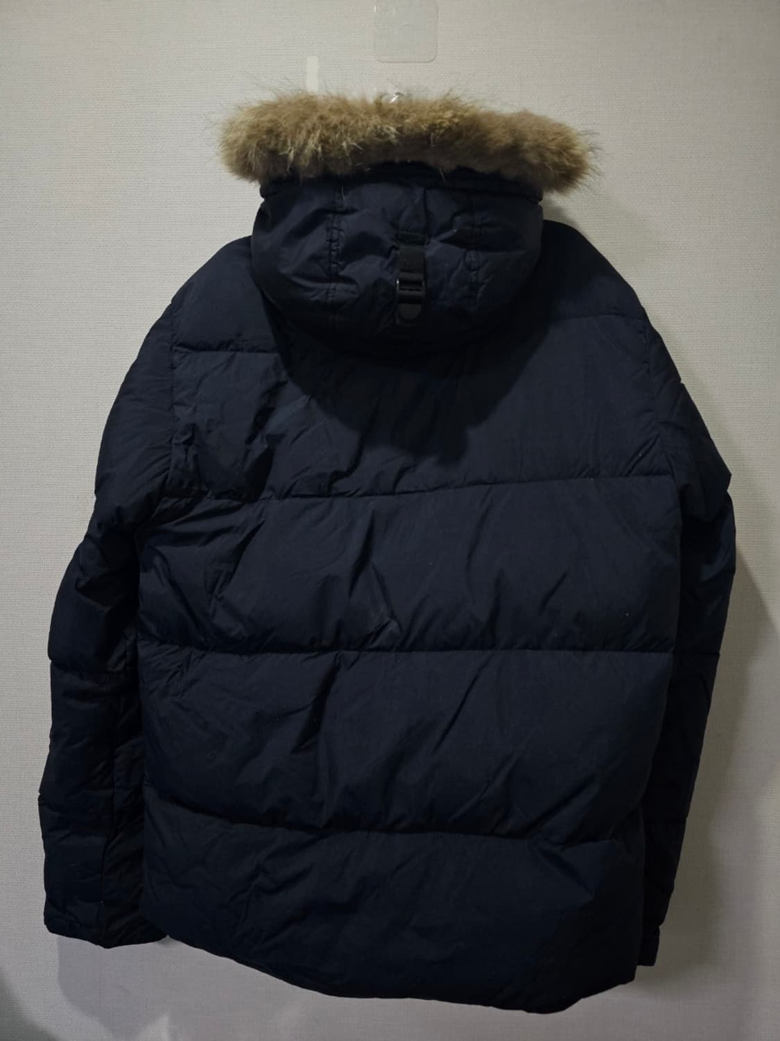 정품 스톤아일랜드 패딩 100 / L 상품이미지3