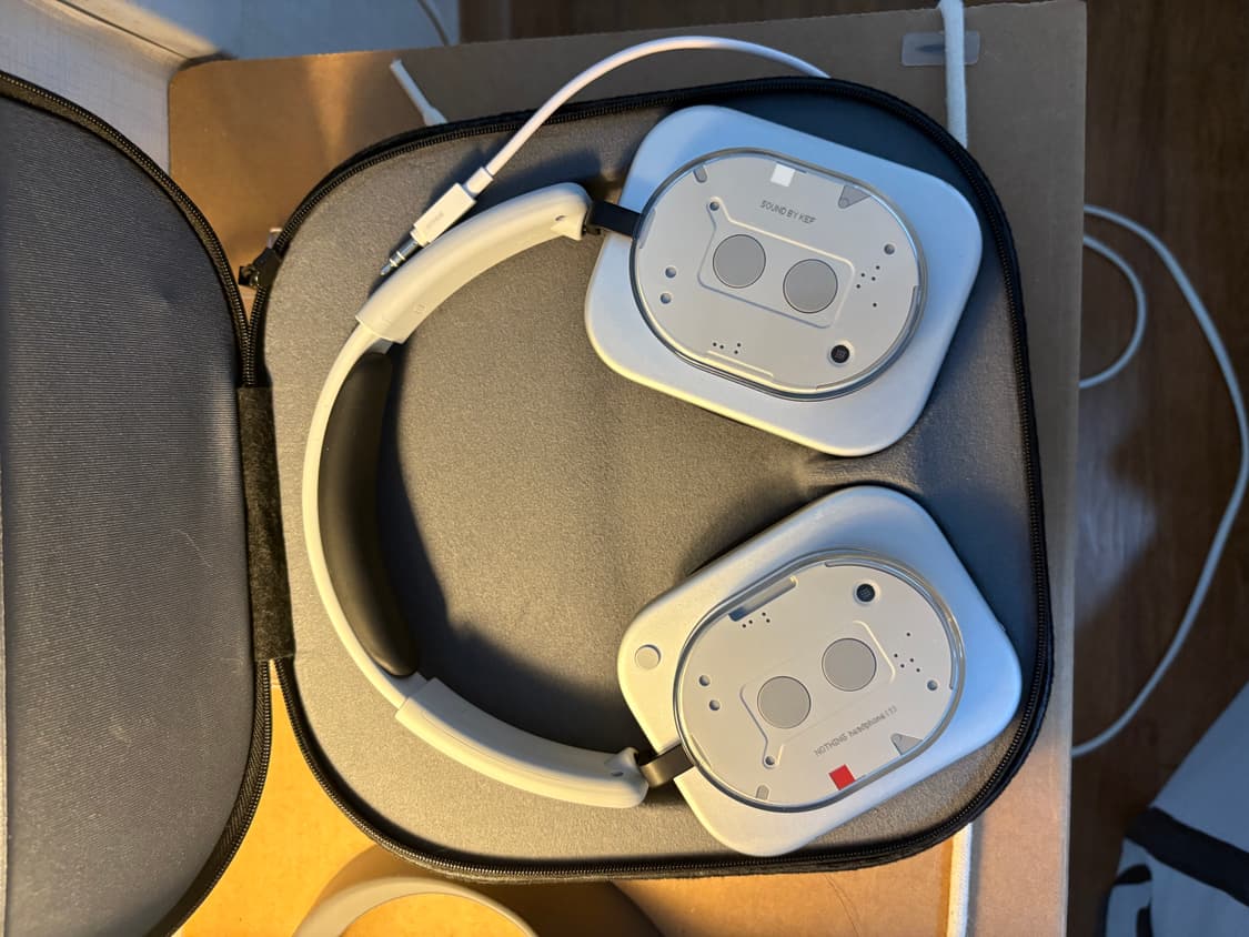 낫싱 헤드폰 상품이미지3