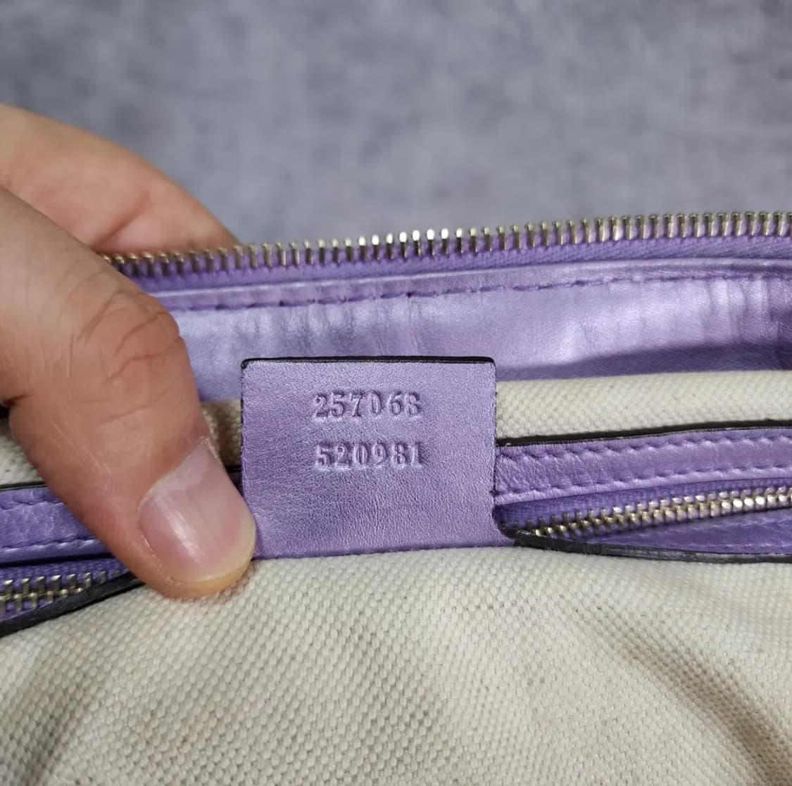 구찌  GG 캔버스 쇼퍼백 숄더백 상품이미지10