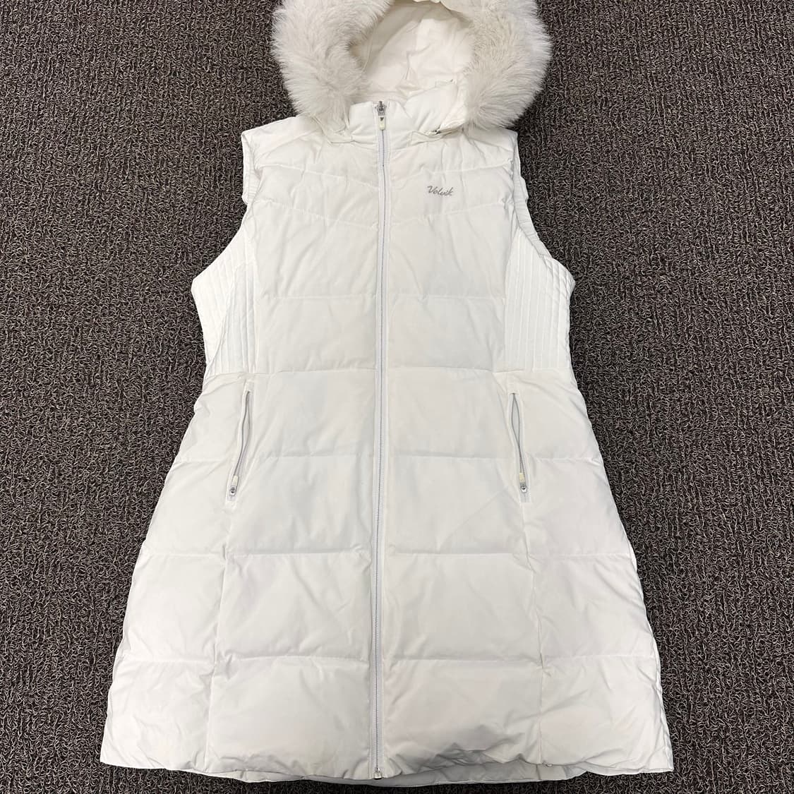 Volvik 볼빅 여성 골프웨어 덕다운 롱패딩 조끼 화이트 100(L) 상품이미지1