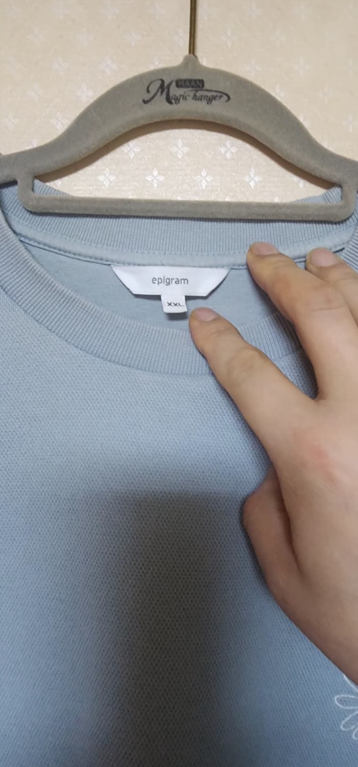 이피그램 남성 겨울용 ㅎㅎ 여유핏 기모 맨투맨 110 상태굿 상품이미지3