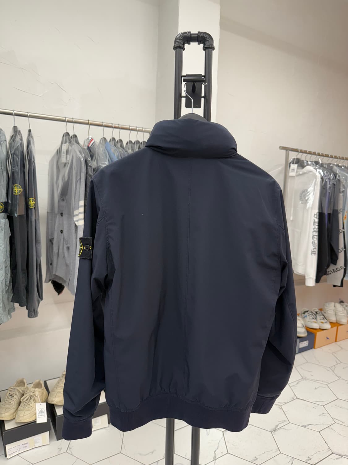 [S] 스톤아일랜드 소프트쉘 프리마로프트 패딩 바람막이 상품이미지2