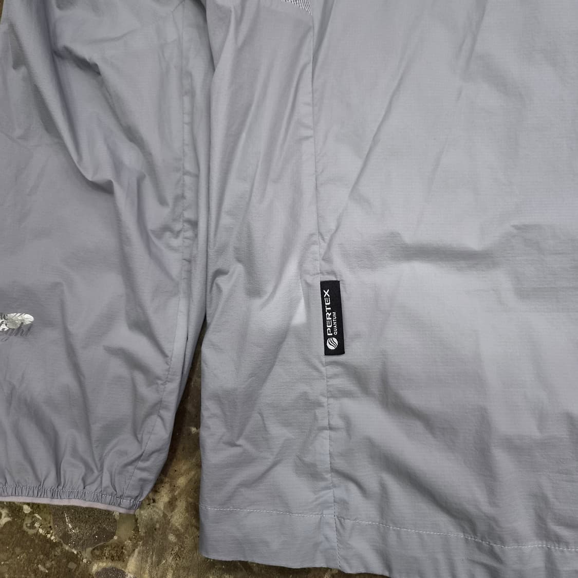105) 몽벨 퍼텍스퀀텀 경량 바람막이 방풍자켓 점퍼 상품이미지4