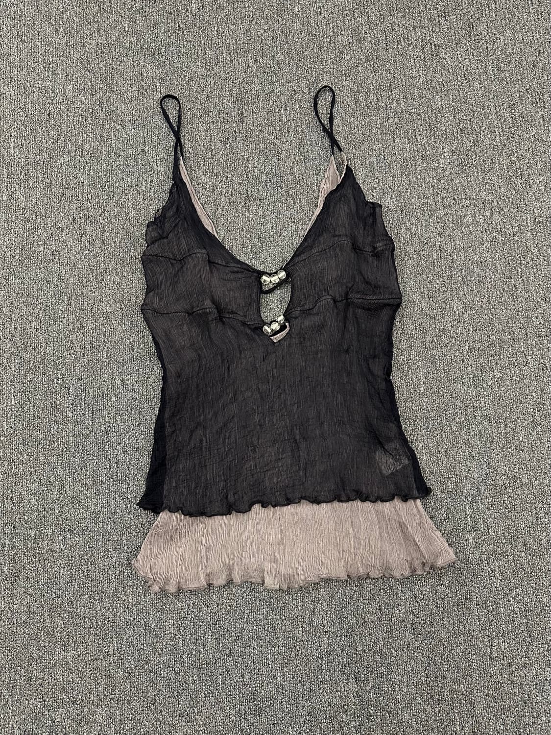 M)oops vintage 비즈 디테일 컷아웃 시스루 나시 상품이미지1
