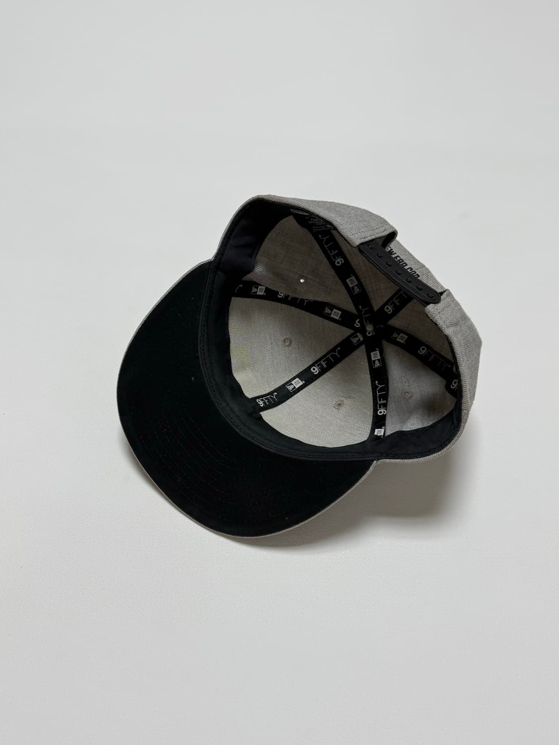 뉴에라 바코드 트러커캡 빈티지 모자 상품이미지5