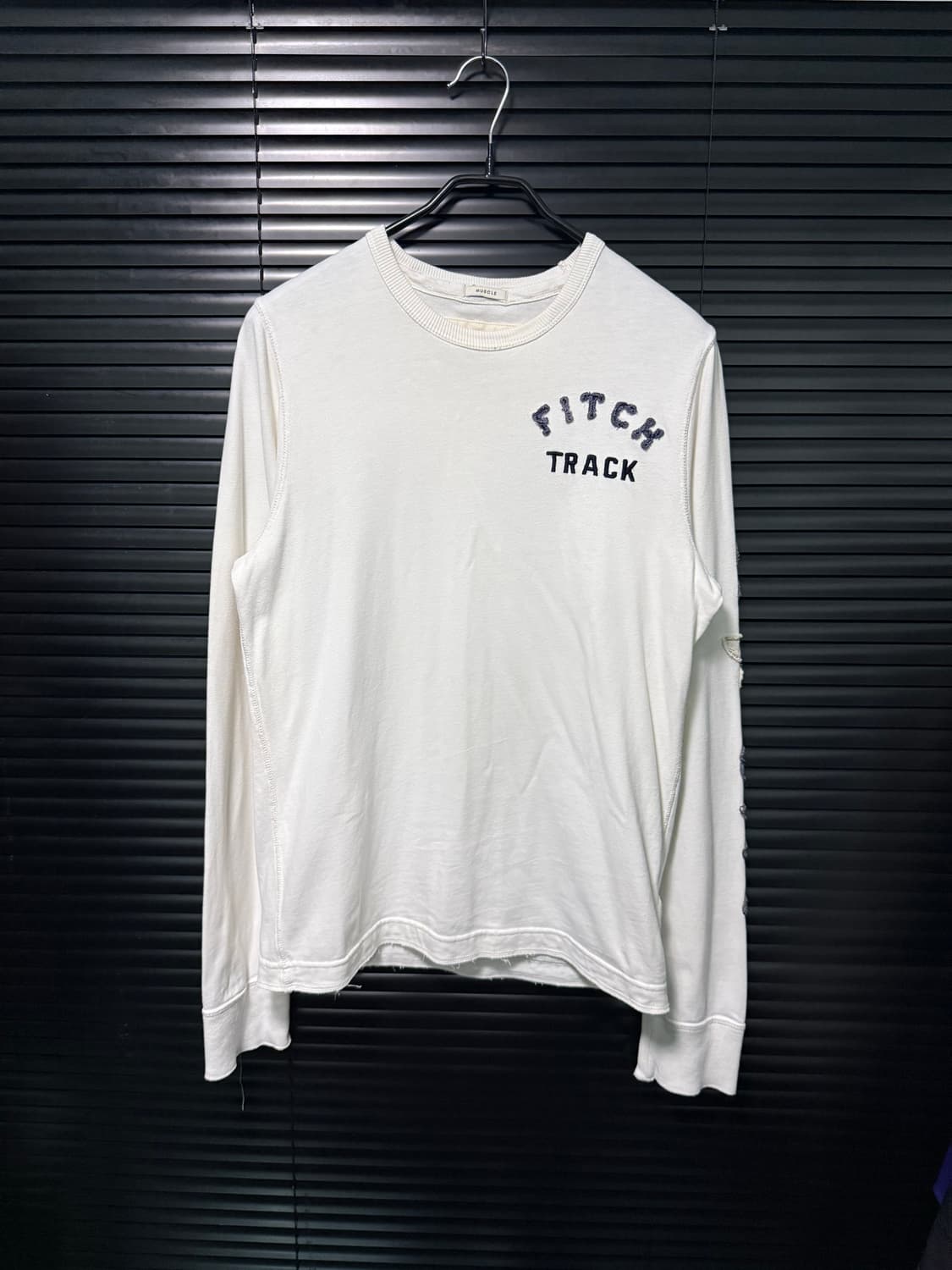 아베크롬비 피치 화이트 흰색 긴팔 롱슬리브리스 티셔츠 M 95 패치 로고 상품이미지2