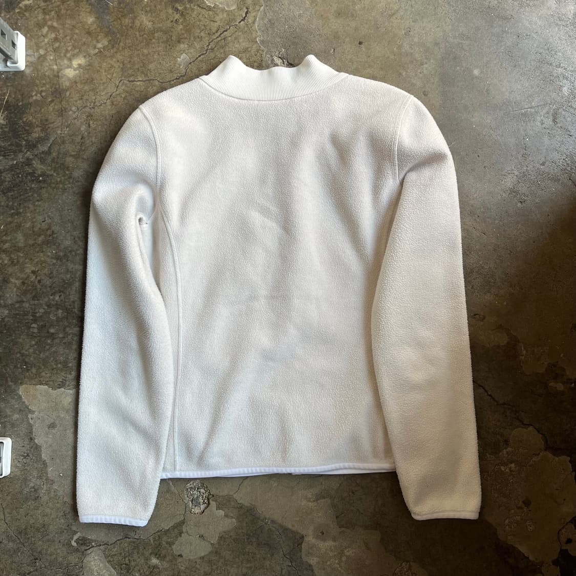 프라다 레드라인 화이트 플리스 자켓 상품이미지6