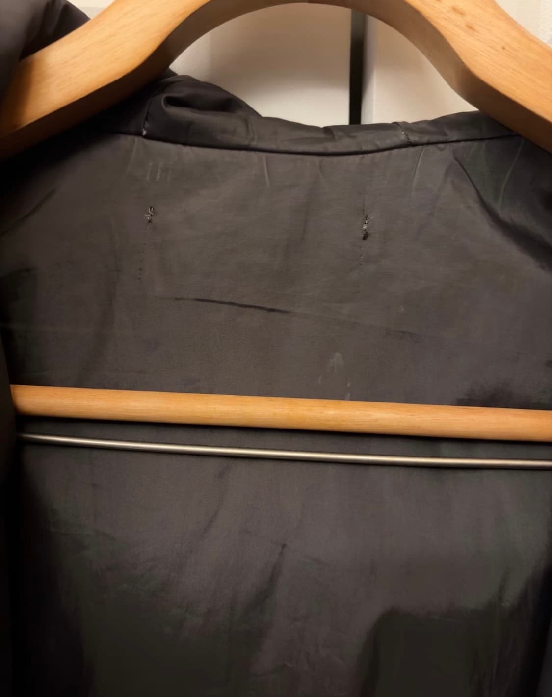 빈티지 프라다 다크올리브 경량패딩 상품이미지5