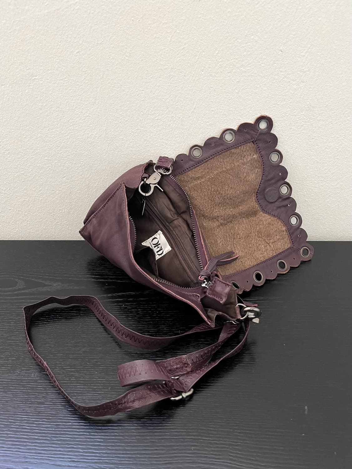 OFD 레더로브 크로스백 상품이미지6