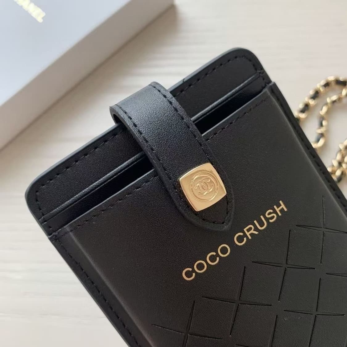 샤넬뷰티 코코크러쉬 폰 홀더 크로스백 블랙 상품이미지3