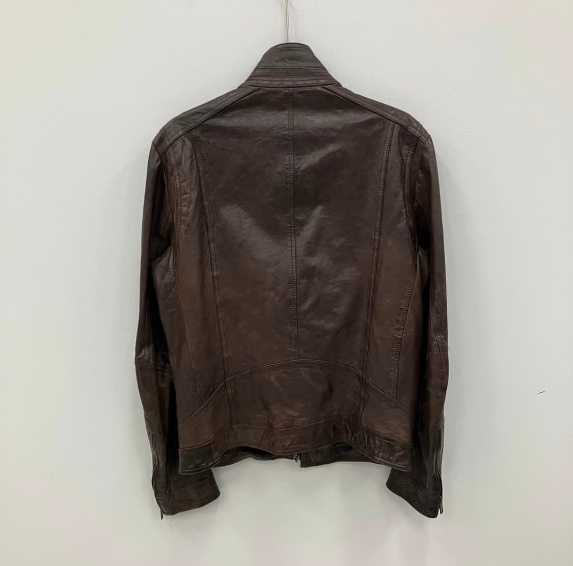 솔리드옴므 브라운 사선 지퍼 양가죽 자켓 105 상품이미지2