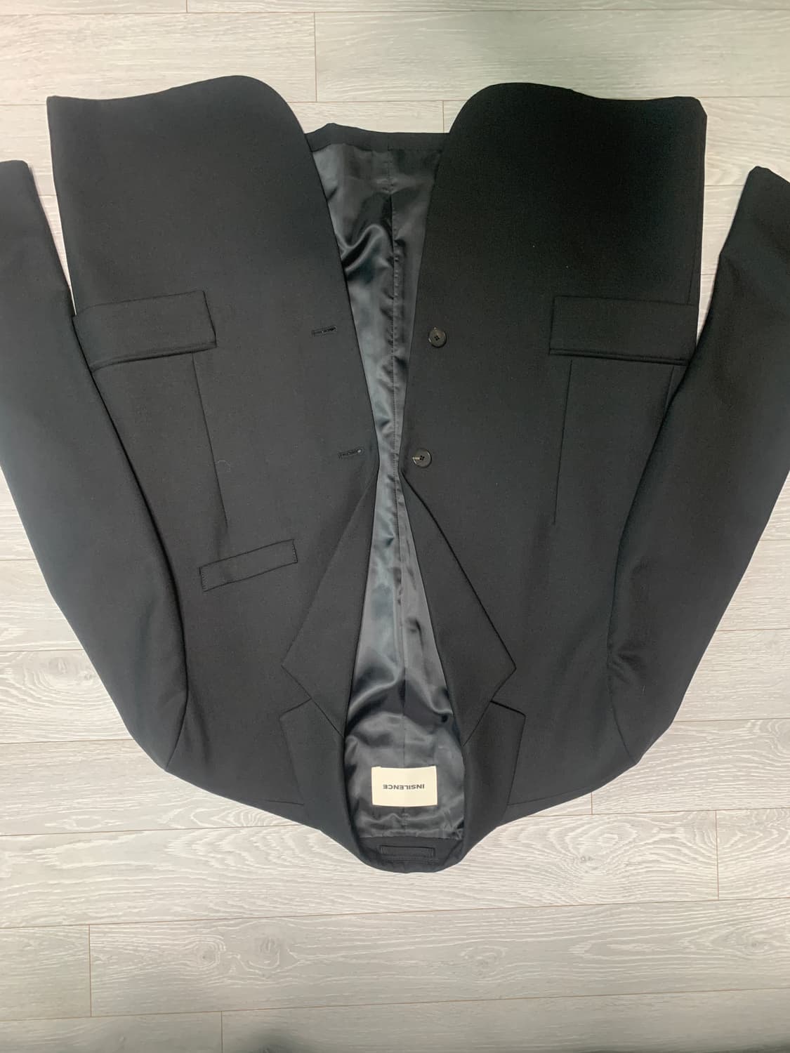 인사일런스 오버사이즈 울 블레이저 [BLACK] 상품이미지6